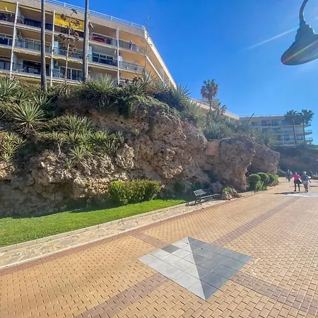 Near Playa De Bajondillo טורמולינוס