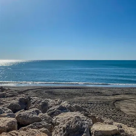 בית נופש Near Playa De Bajondillo *